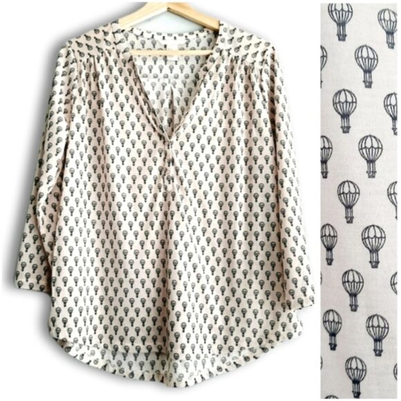 H&M  Hot Air Balloon Print V-Neck Shirt Light Fun Novelty Top Creamy Pink Sz M - Picture 1 of 9